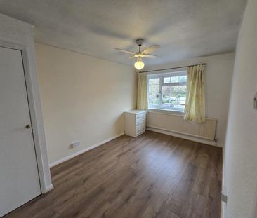 3 bedroom terraced house to rent - Photo 6