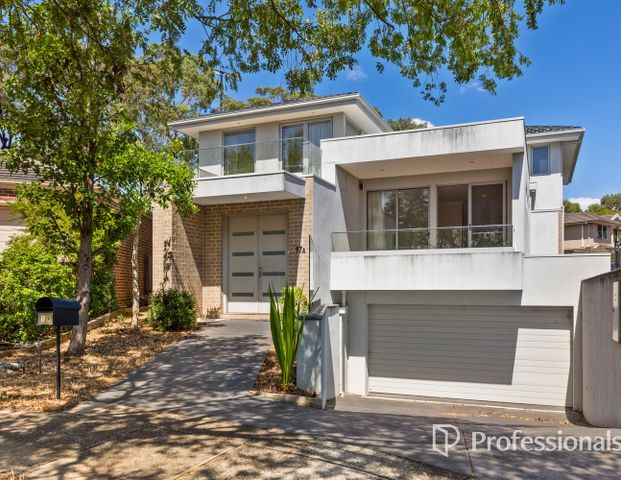 Spacious Family Living in the Mount Waverley Secondary College Zone - Photo 1