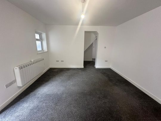 NottinghamRoad, Eastwood, NOTTINGHAM - Photo 1