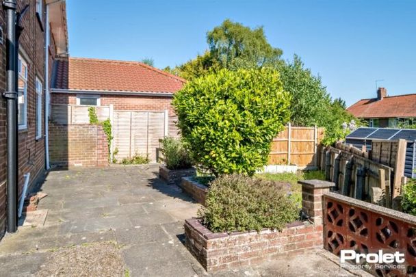 Dereham Road, Norwich, NR5 8TA - Photo 1
