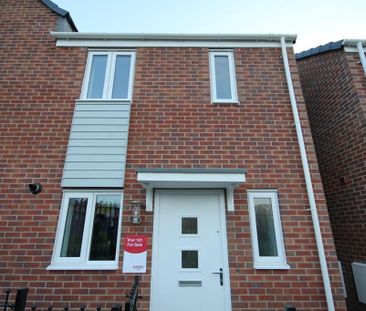 2 bedroom semi-detached house to rent - Photo 6