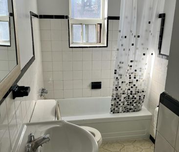 For Lease - 3261A Lake Shore Boulevard Unit# 102, Toronto, Ontario - Photo 5