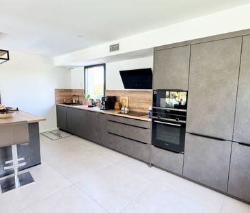 CRUYES PISCINE 175M² AIX NORD - Photo 2