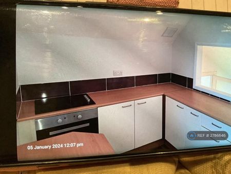 1 bedroom flat to rent - Photo 5