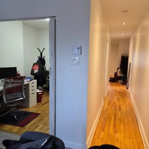 Grand 3 ½ rénové avec pièce bureau – Disponible immédiatement - Ahuntsic - Photo 2