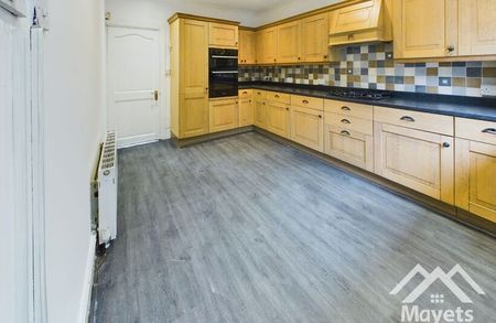 Shadsworth Road, Blackburn - Photo 3