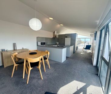 Redcliffs, 2 bedrooms - Photo 2