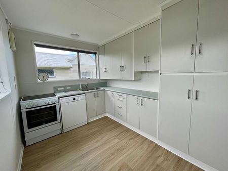 Sun-Soaked, Low-Maintenance Living in Fairfield - Photo 5