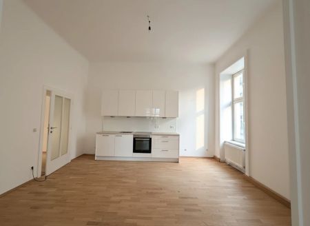 Sehr schön adaptierte 3 Zimmer Wohnung - Unbefristete Hauptmiete - 1.Stock ohne Lift! - Photo 2