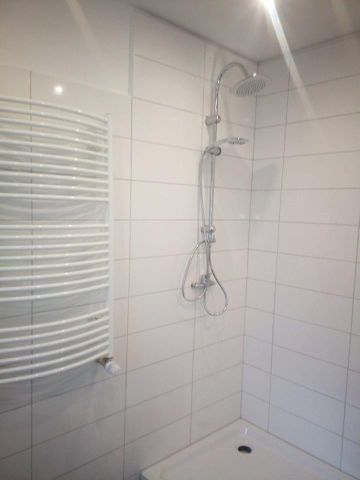 Renoviert! Schöne günstige Erdgeschosswohnung! - Photo 2