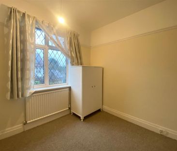 Holmes Grove, Henleaze, Bristol, BS9 4EE - Photo 5