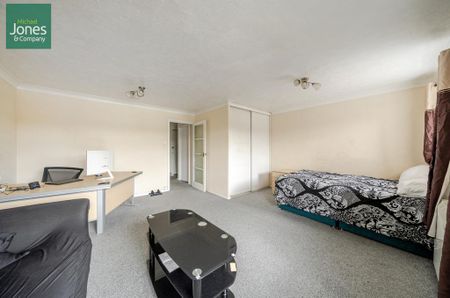 Studio to rent - Photo 3