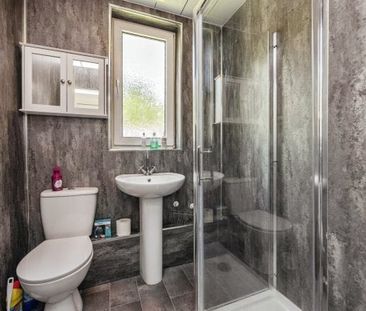 Abercrombie Place, Menstrie - Photo 1