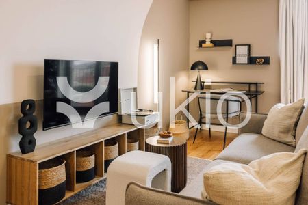 2 bedroom luxury Apartment for rent in Lisbon, Portugal - Photo 4