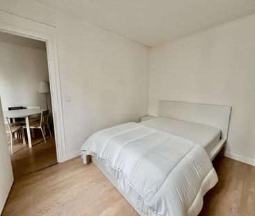 A LOUER 2P Meublé PARIS XVIIIème REFAIT NEUF-JULES JOFFRIN - Photo 4