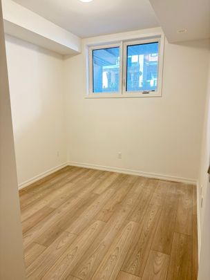 For Lease - 17 Lytham Green Circle Unit# 23, Newmarket, Ontario - Photo 1