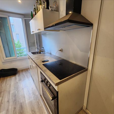 4 pièces - Meublé - 10 m² - 2ème étage - Colocation non autorisée - Photo 4