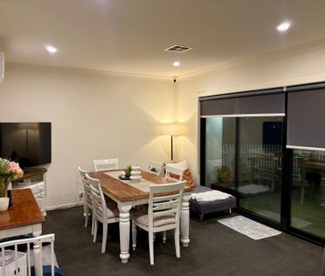 Modern & Low-Maintenance Townhouse Living - Photo 3