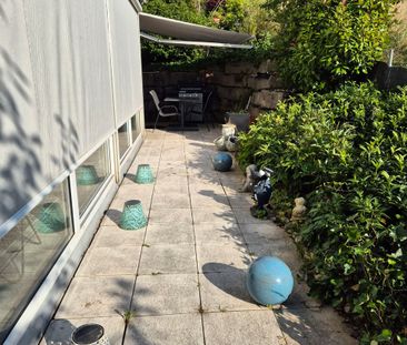 Garden apartment in a beautiful and sunny location - Photo 1