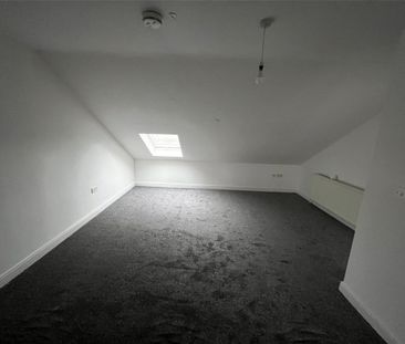 Carrholme Court, King Cross, Halifax, HX1 - Photo 6