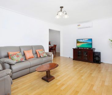 Neat and Tidy 3 Bedroom Home - Photo 2