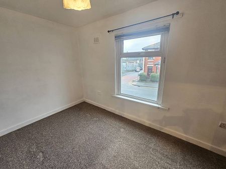 108 Bury Street, Heywood - Photo 5