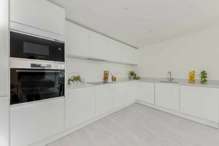 Chiswick High Road, Chiswick, W4 - Photo 3