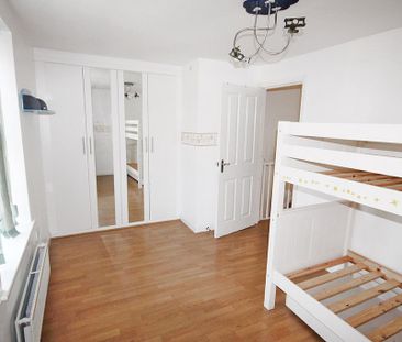 3 bedroom detached house to rent - Photo 3