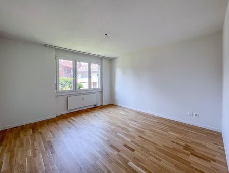 Moderne 3.5-Zi. Wohnung mit viel Licht und Platz - Foto 2