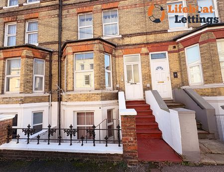 Victoria Grove, Folkestone - Photo 5