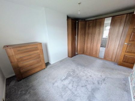 34 Ringhaddy Avenue, Newtownards, BT23 8XG - Photo 5