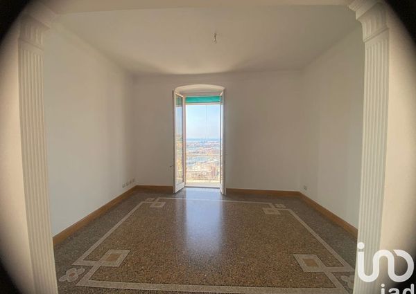 Via Gaetano Colombo, Genova, Liguria 16122