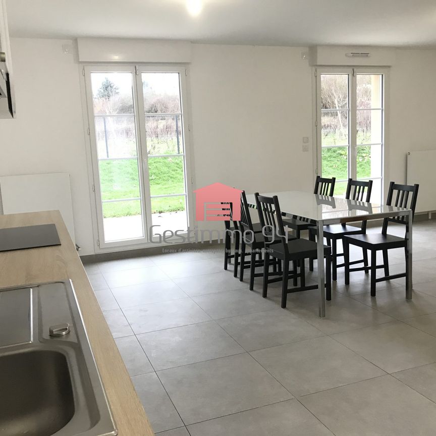 Location Maison 5 pièces 110m² VAUREAL 95490 - Photo 1