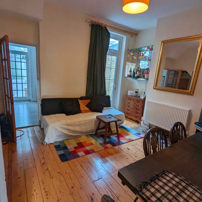 3 Bed Terraced House, Lainson Street, SW18 - Photo 1
