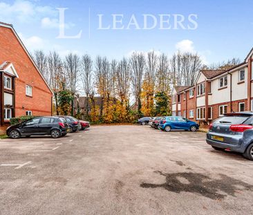 1 bedroom studio to rent Maunsell Park, Station Hill - Photo 2