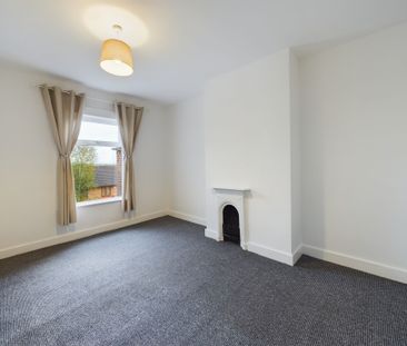 Manchester Road, Tyldesley, M29 - Photo 2