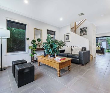 Modern & Appealing - Photo 4