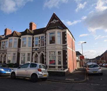 3 bedroom end of terrace house to rent - Photo 2