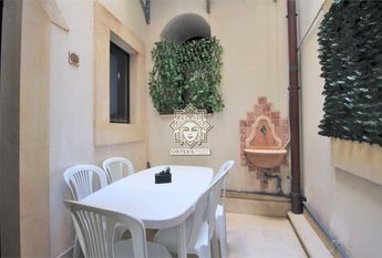 Trilocale con cortile