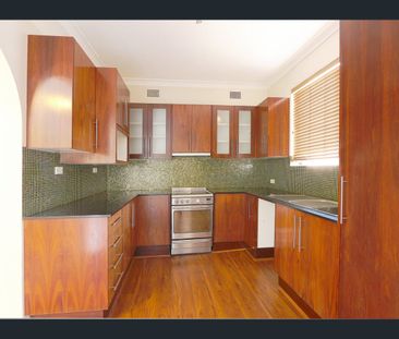 3/10-12 Hamilton Street, Allawah, NSW 2218 - Photo 2