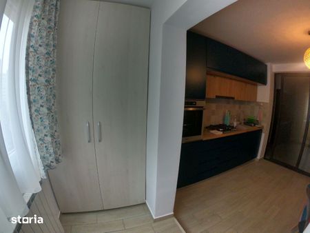 Apartament cu 2 camere mobilat, utilat - Fotografie 2