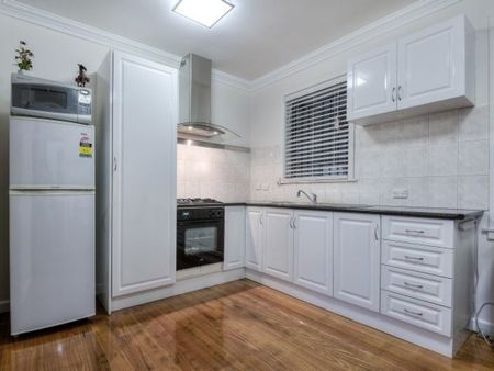 19 Ambon Street, Preston VIC 3072 - Photo 3