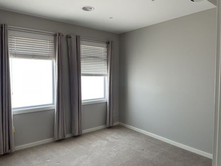 Private and Gorgeous! - Photo 2