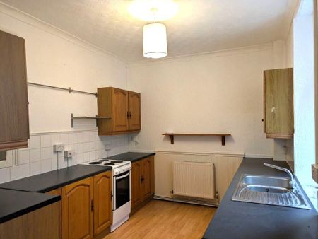 3 bedroom terraced house to rent - Photo 2