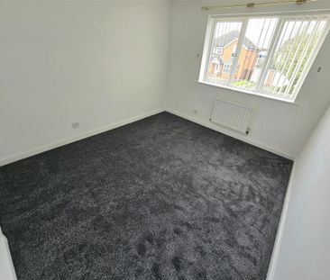 3 bedroom detached house to rent - Photo 3