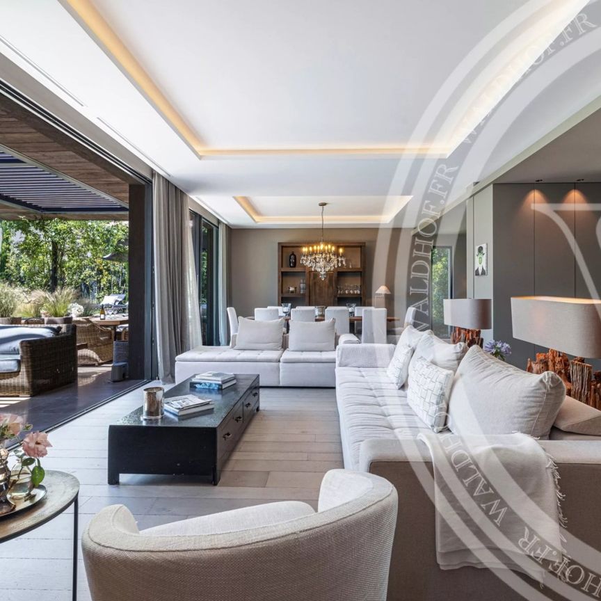 Tout savoir sur cette maison dans le quartier Village-Le Val-Cabrieres, à Mougins - Photo 1
