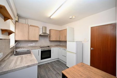 30 Benburb Street, Belfast, BT12 6JG - Photo 2