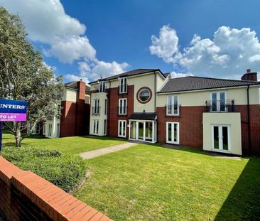 2 bedroom Flat To Let - Photo 5