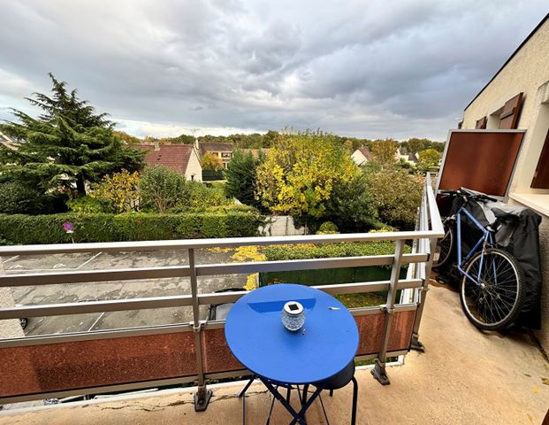 Studio à Ozoir La Ferrière de 29.7 m2 avec balcon - Photo 1