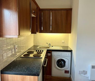 1 Bed Flat, High Road Leytonstone, E11 - Photo 3